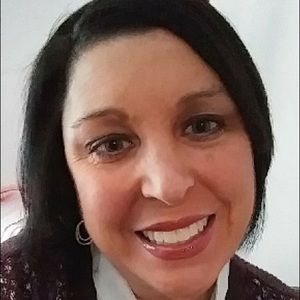 Meet your Posher, Carolyn